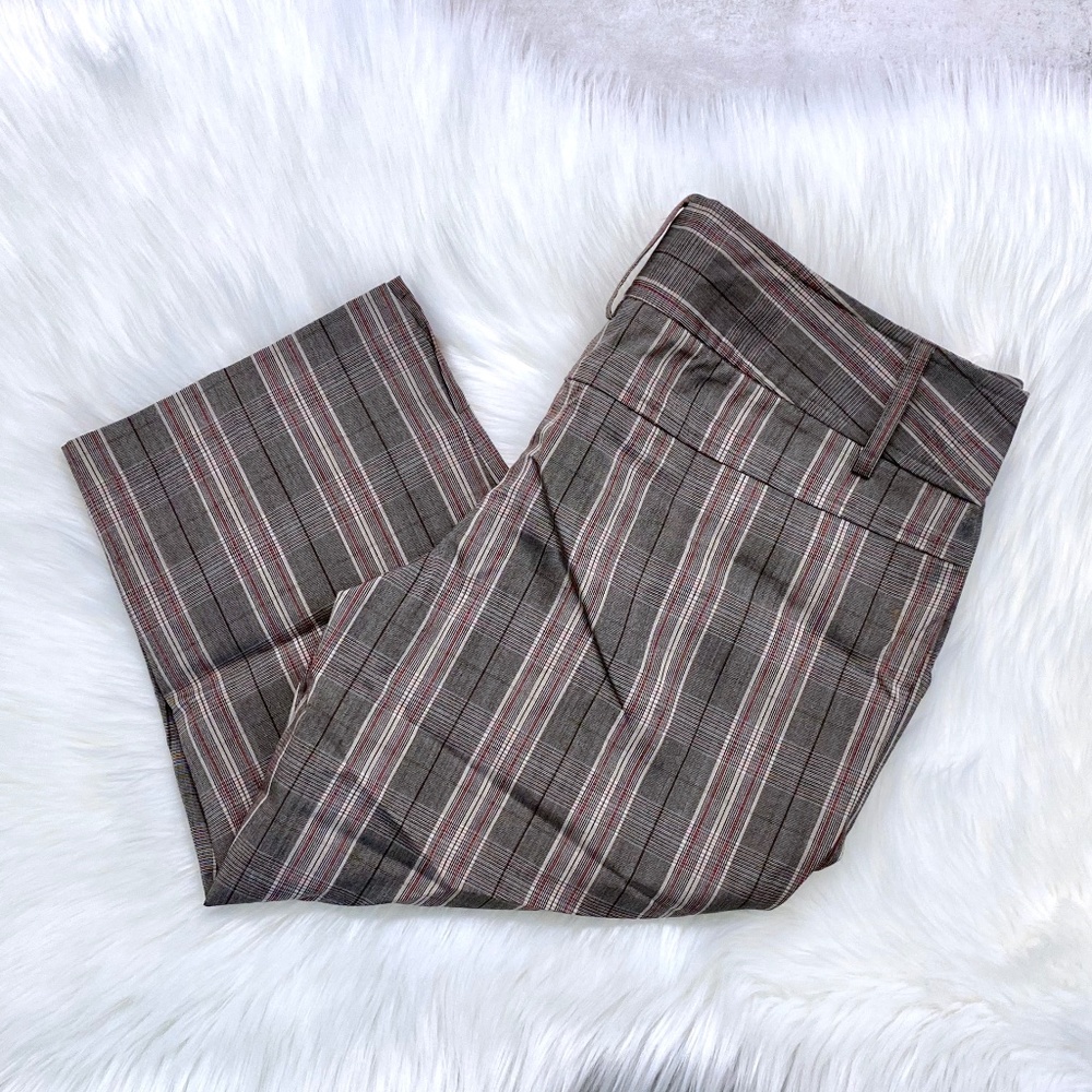 NEW DECODED Gray, Red and White Capri Pants